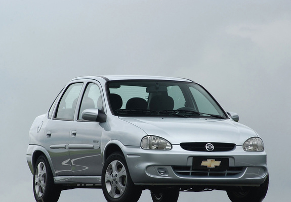 Chevrolet Classic 2003–08 photos