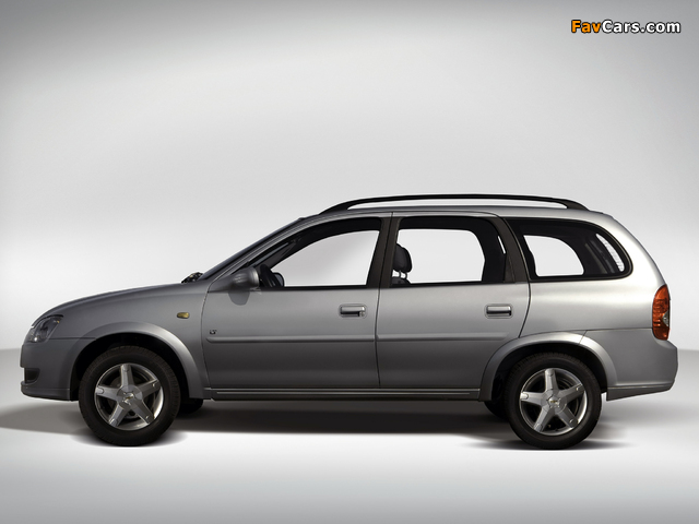Chevrolet Classic Station Wagon 2010 images (640 x 480)
