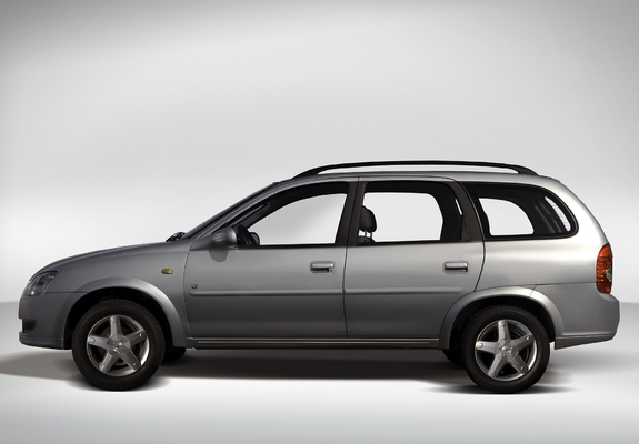 Chevrolet Classic Station Wagon 2010 images