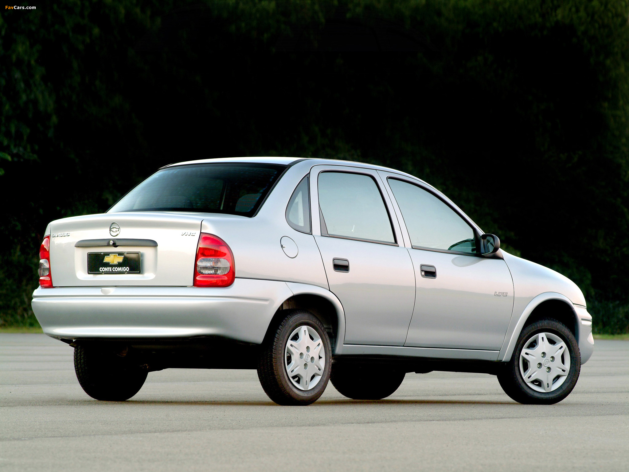 Photos of Chevrolet Classic 2003–08 (2048 x 1536)