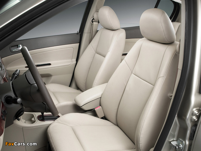 Chevrolet Cobalt Sedan 2004–10 images (640 x 480)