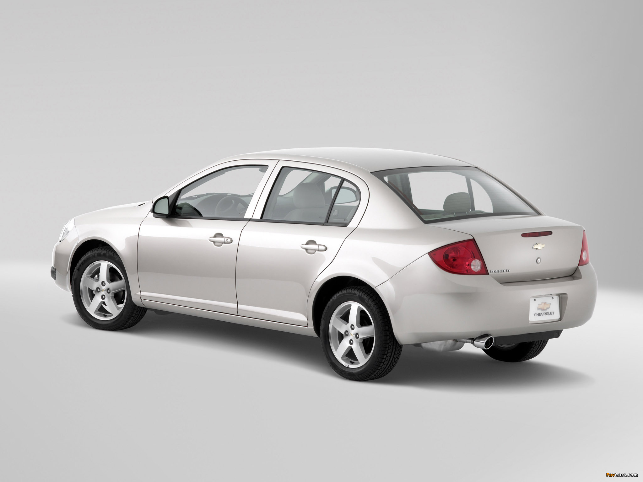 Images of Chevrolet Cobalt Sedan 2004–10 (2048 x 1536)