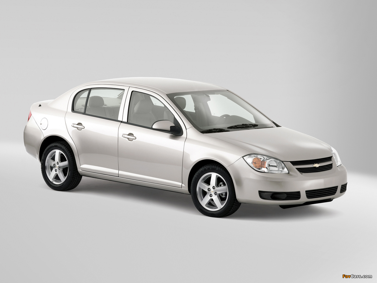 Pictures of Chevrolet Cobalt Sedan 2004–10 (1280 x 960)
