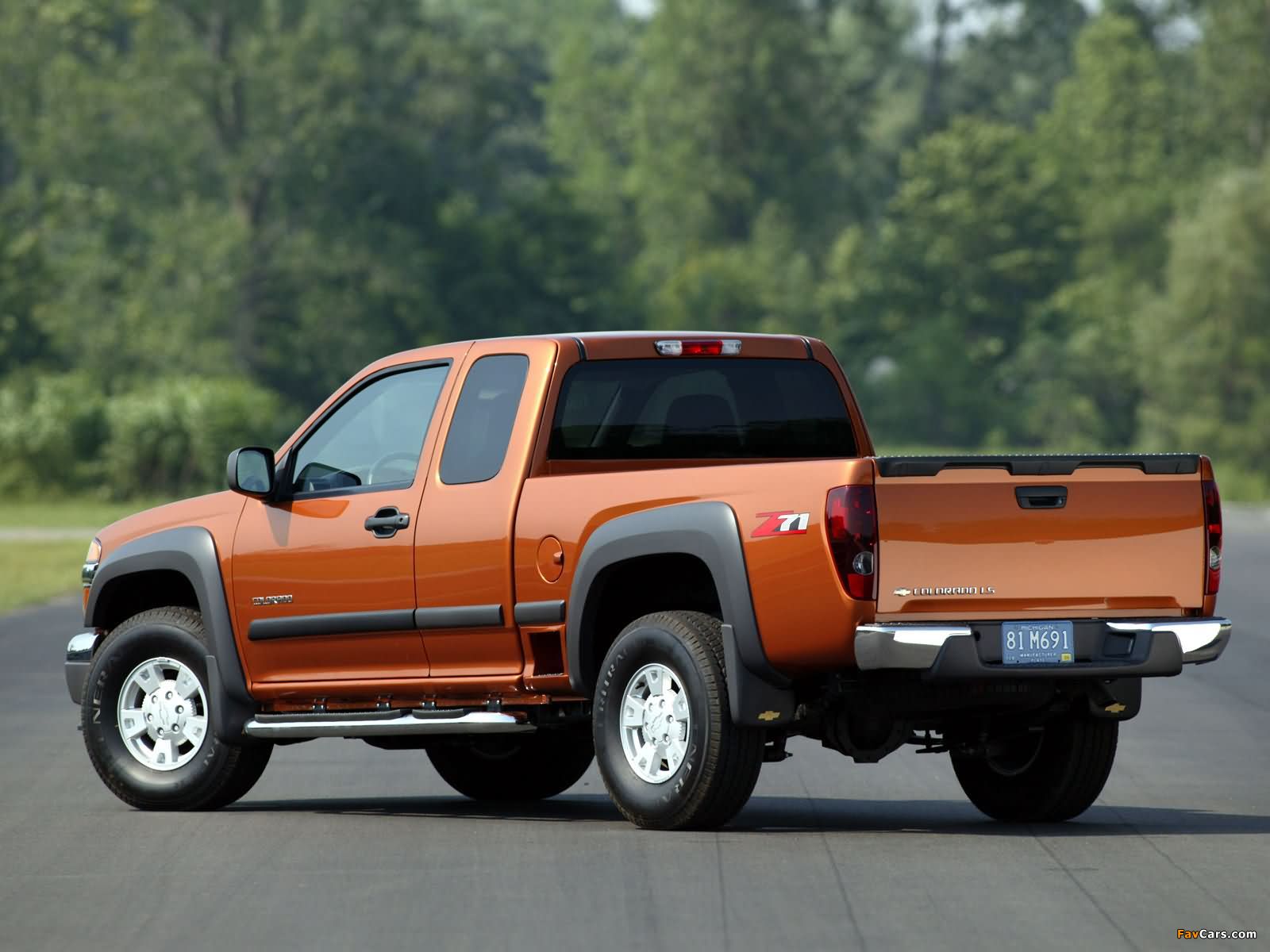 Chevrolet Colorado Z71 Extended Cab 2004–11 wallpapers (1600 x 1200)