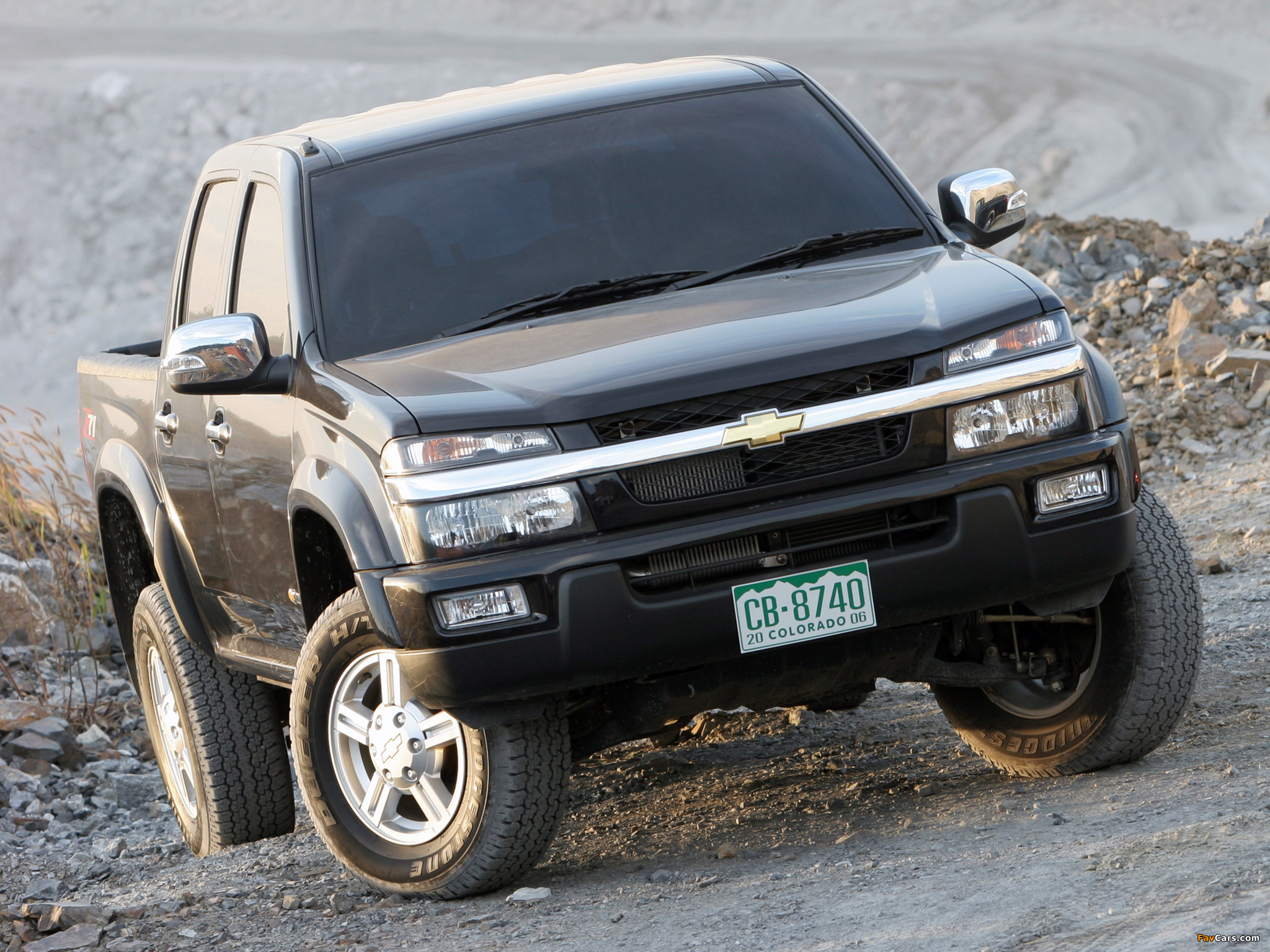 Chevrolet Colorado Z71 Crew Cab 2004–11 wallpapers (2048 x 1536)