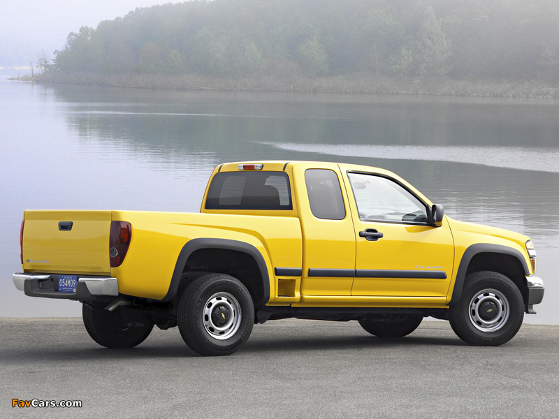 Images of Chevrolet Colorado Extended Cab 2004–11 (800 x 600)