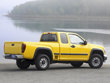 Images of Chevrolet Colorado Extended Cab 2004–11