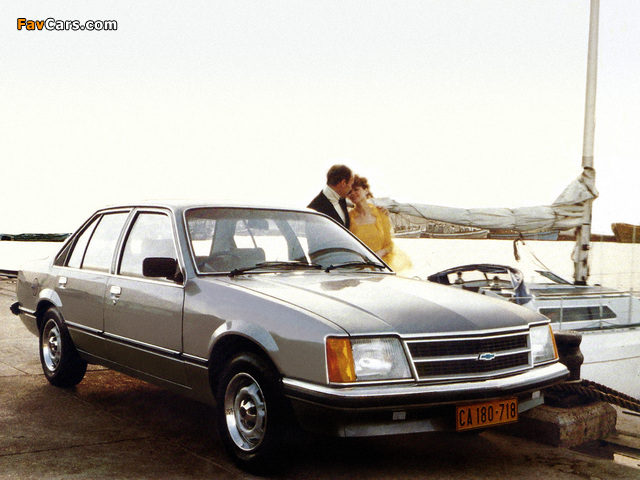 Chevrolet Commodore 1979–82 wallpapers (640 x 480)