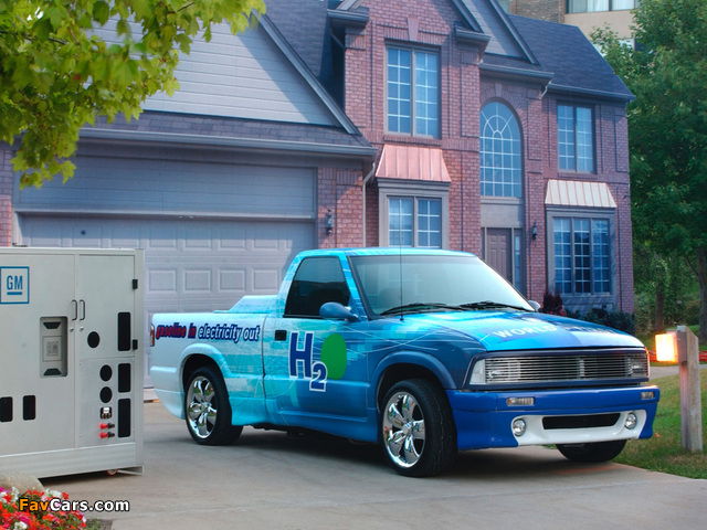 Chevrolet S-10 Gasoline-Fed Fuel Cell Vehicle 2002 images (640 x 480)
