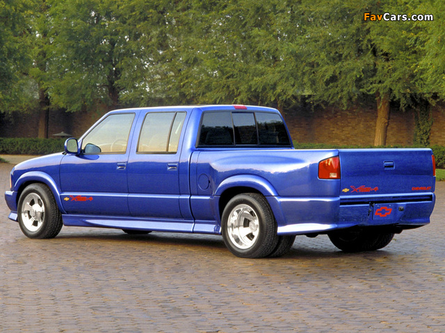 Chevrolet S-10 V8 Xtreme Pickup 2003 photos (640 x 480)