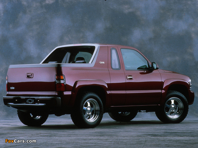 Images of Chevrolet K5 Concept 2001 (640 x 480)