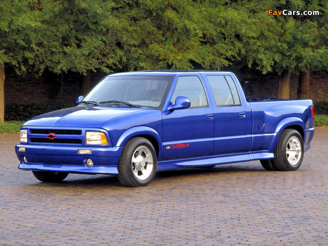 Pictures of Chevrolet S-10 V8 Xtreme Pickup 2003 (640 x 480)