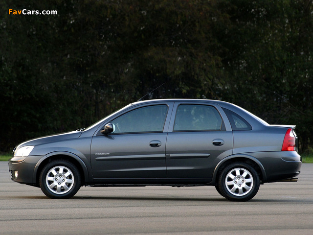 Chevrolet Corsa Sedan 2002 pictures (640 x 480)