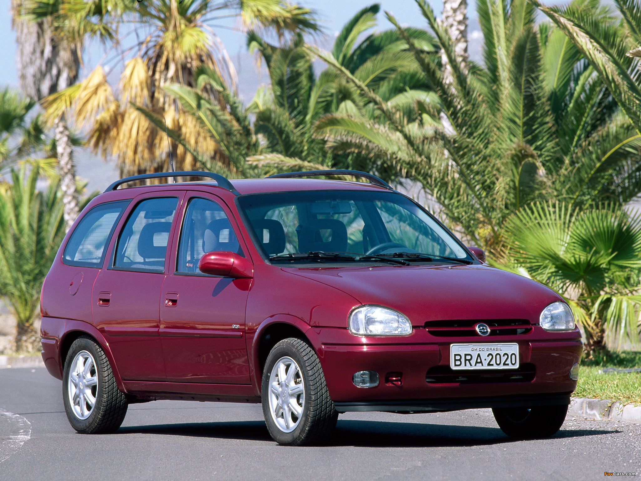 Images of Chevrolet Corsa Wagon 1997–99 (2048 x 1536)