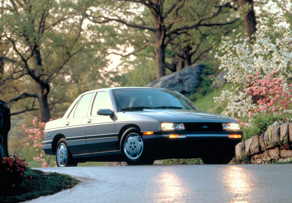 Chevrolet Corsica 1987–96 pictures