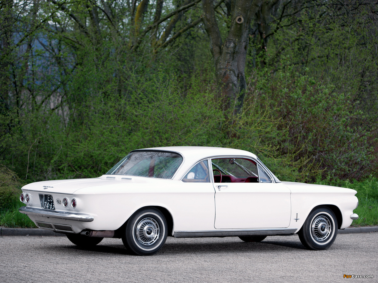 Chevrolet Corvair Monza 900 Club Coupe (09-27) 1963 pictures (1280 x 960)