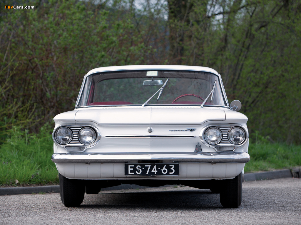 Images of Chevrolet Corvair Monza 900 Club Coupe (09-27) 1963 (1024 x 768)
