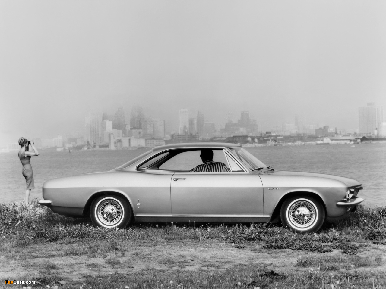 Photos of Chevrolet Corvair Corsa Sport Coupe 1965 (1280 x 960)