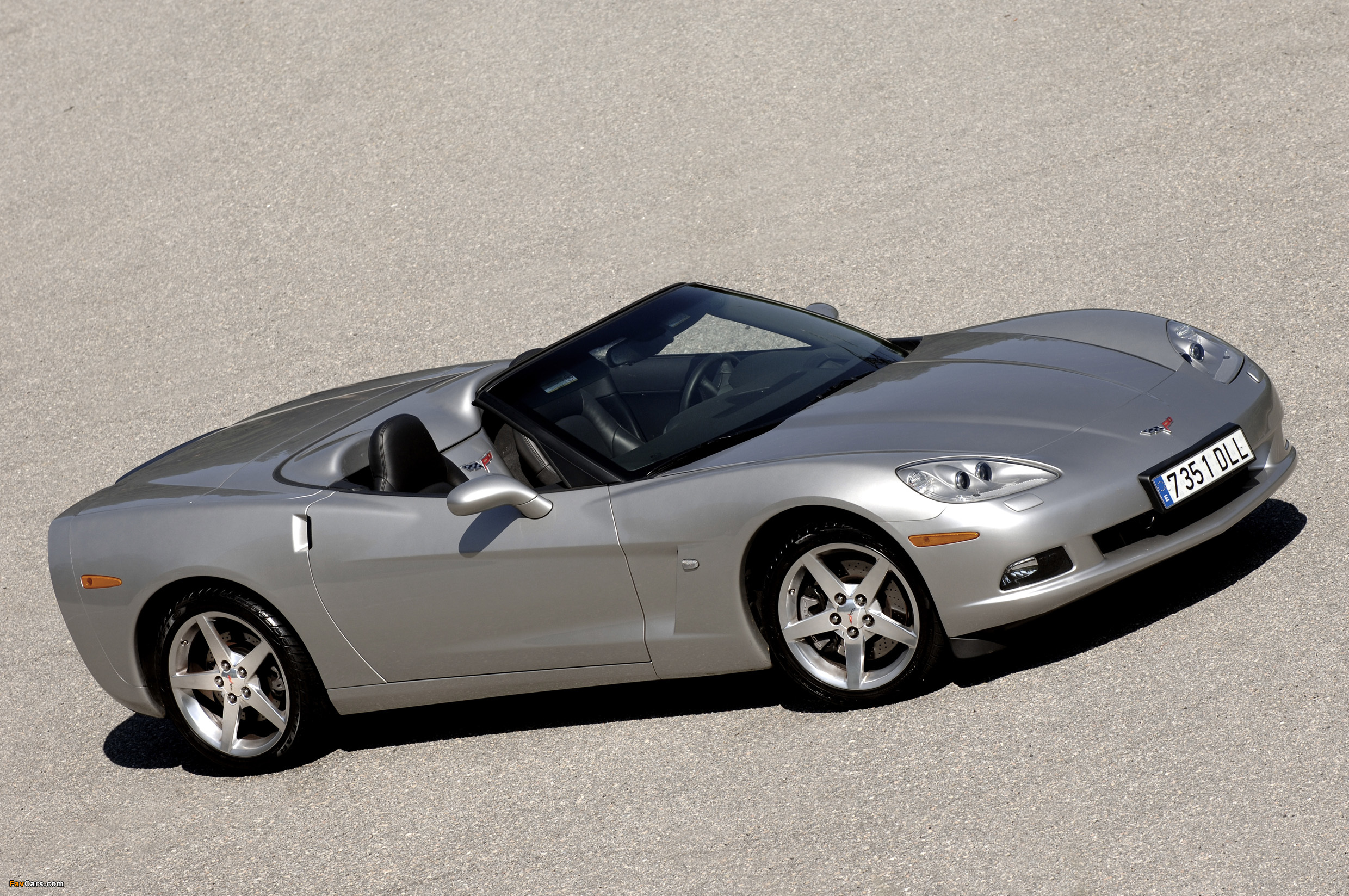 Chevrolet Corvette Convertible (C6) 2004–2013 images (2480 x 1647)