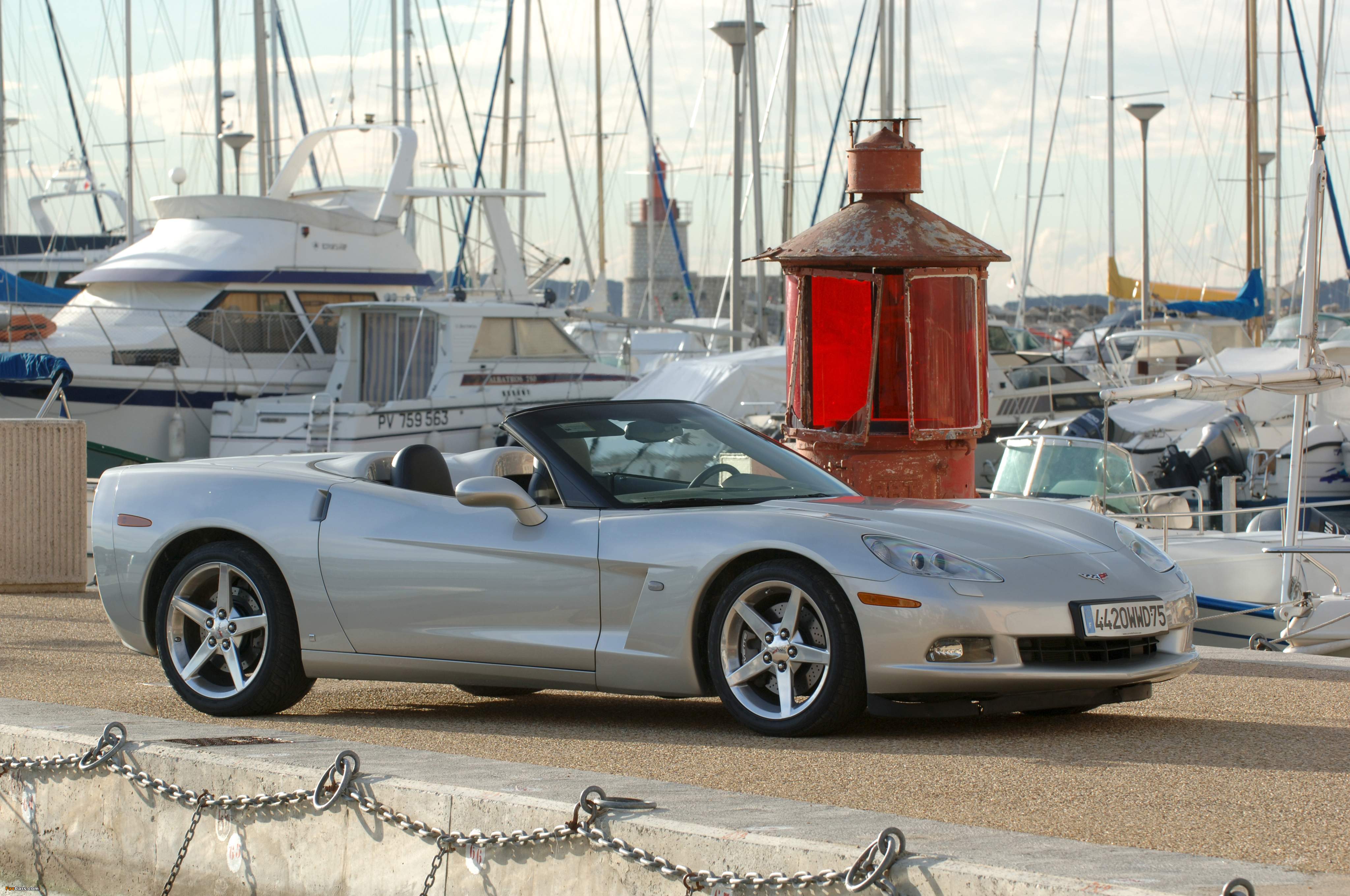 Images of Chevrolet Corvette Convertible (C6) 2004–2013 (4096 x 2720)