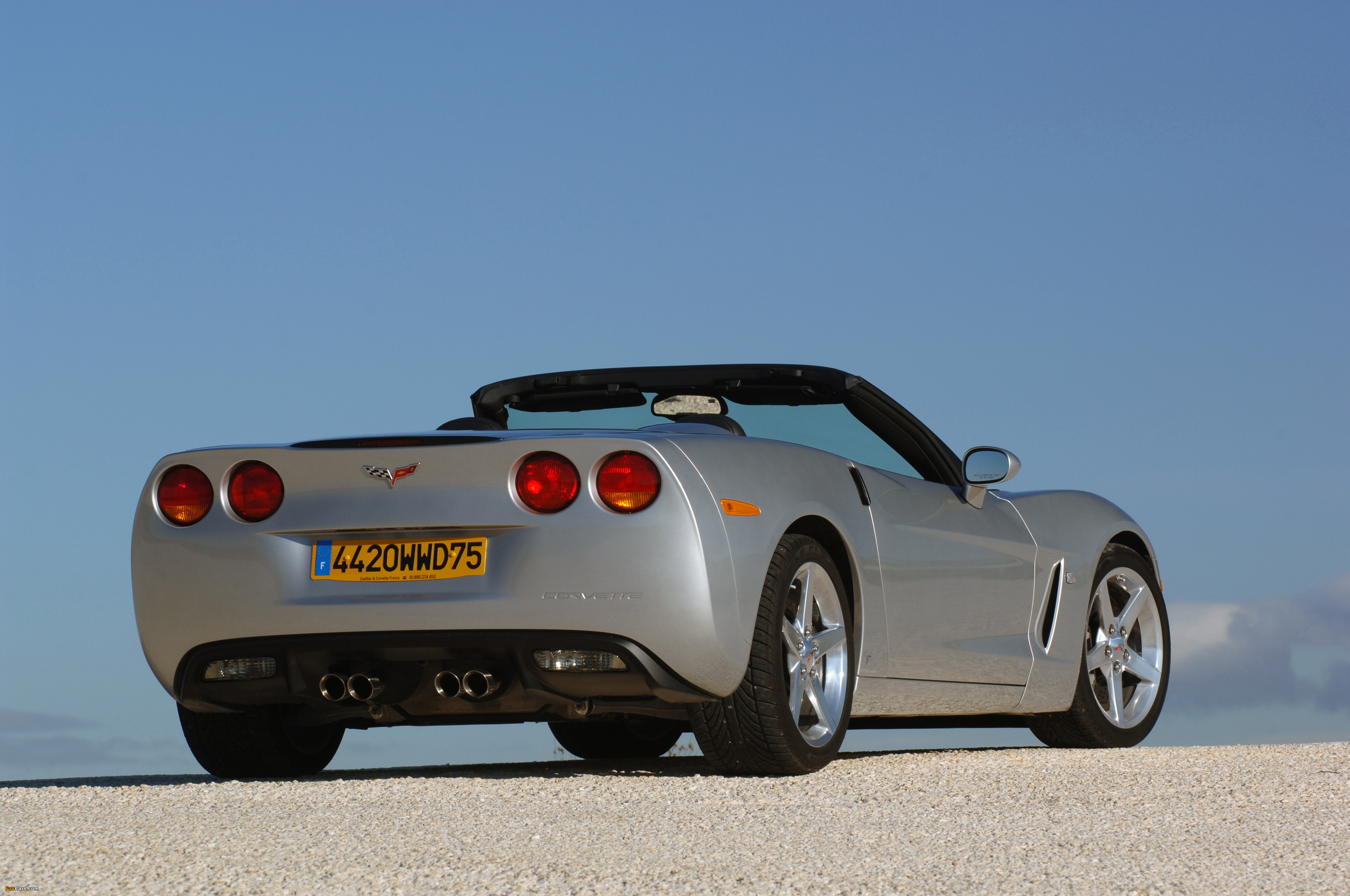 Images of Chevrolet Corvette Convertible (C6) 2004–2013 (4096 x 2720)