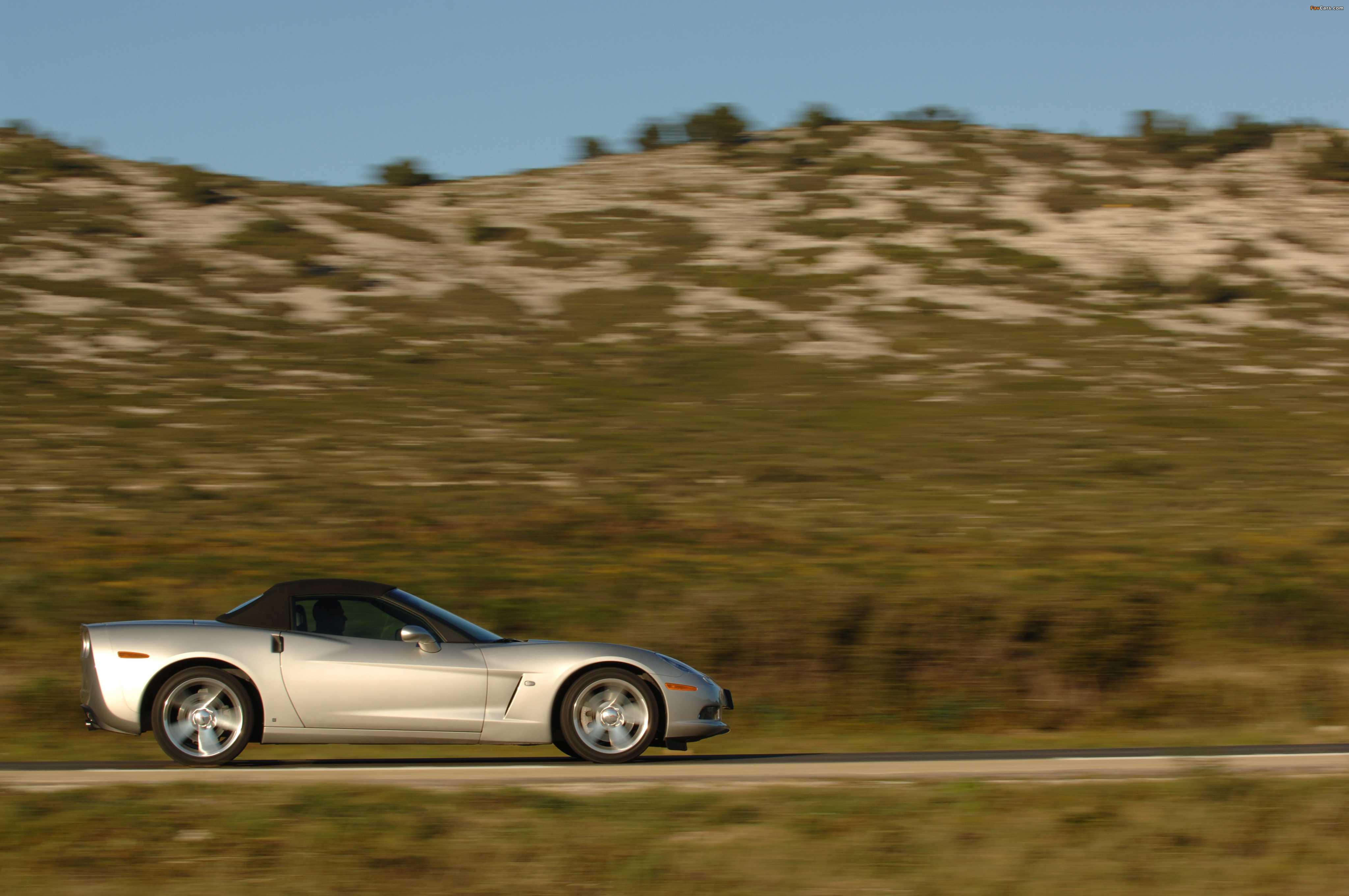 Pictures of Chevrolet Corvette Convertible (C6) 2004–2013 (4096 x 2720)