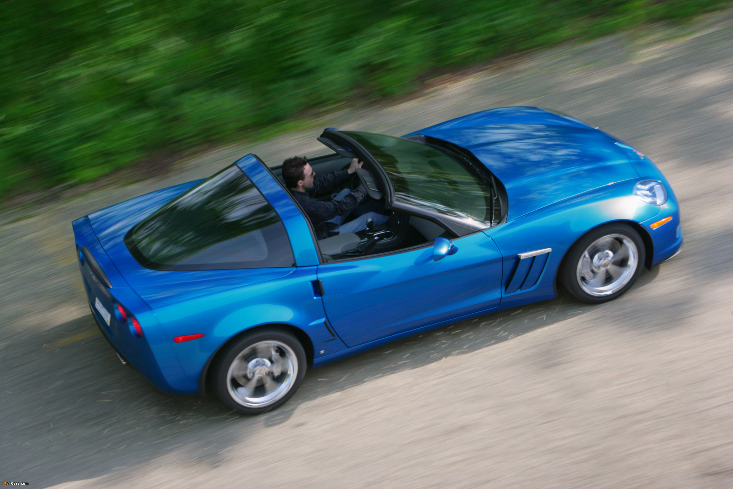 Pictures of Chevrolet Corvette Grand Sport (C6) 2009–13 (3000 x 2000)