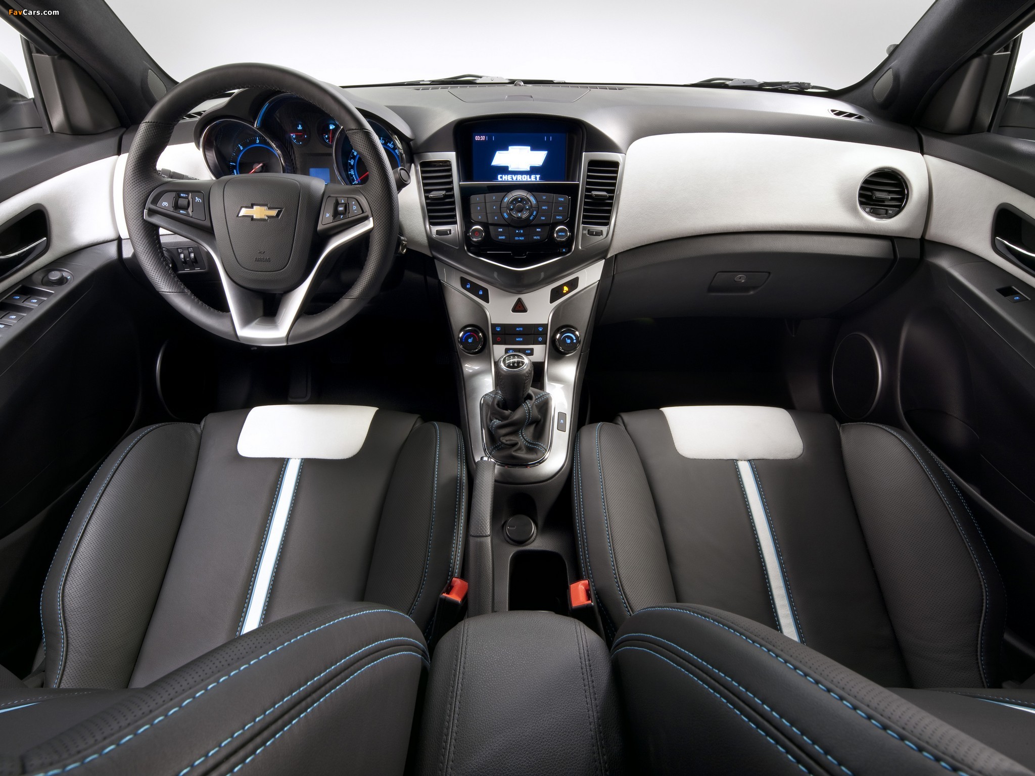 Chevrolet Cruze Hatchback Concept 2010 photos (2048 x 1536)