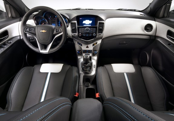 Chevrolet Cruze Hatchback Concept 2010 photos