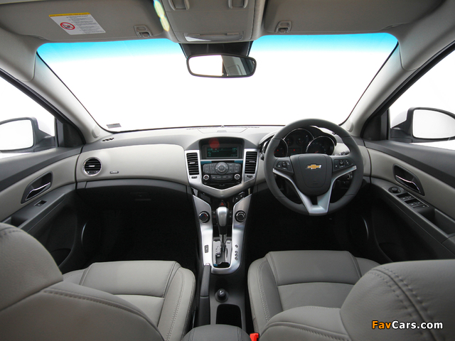 Chevrolet Cruze ZA-spec (J300) 2010–12 wallpapers (640 x 480)