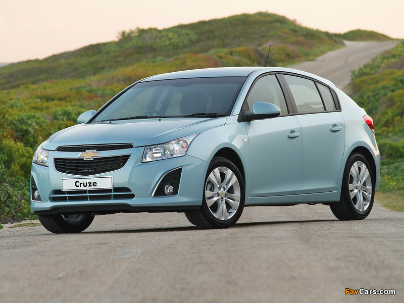 Chevrolet Cruze Hatchback ZA-spec (J300) 2012 photos (800 x 600)