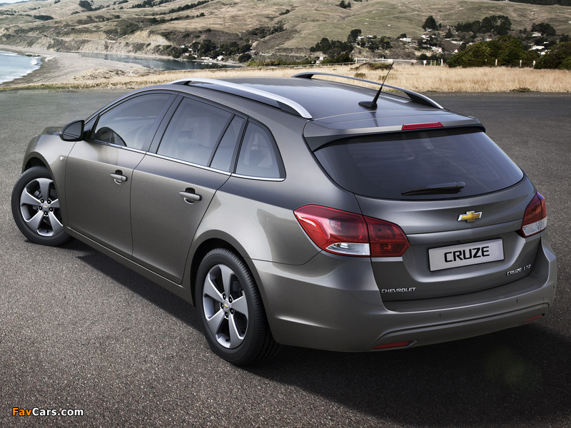 Chevrolet Cruze Station Wagon (J300) 2012 pictures (800 x 600)