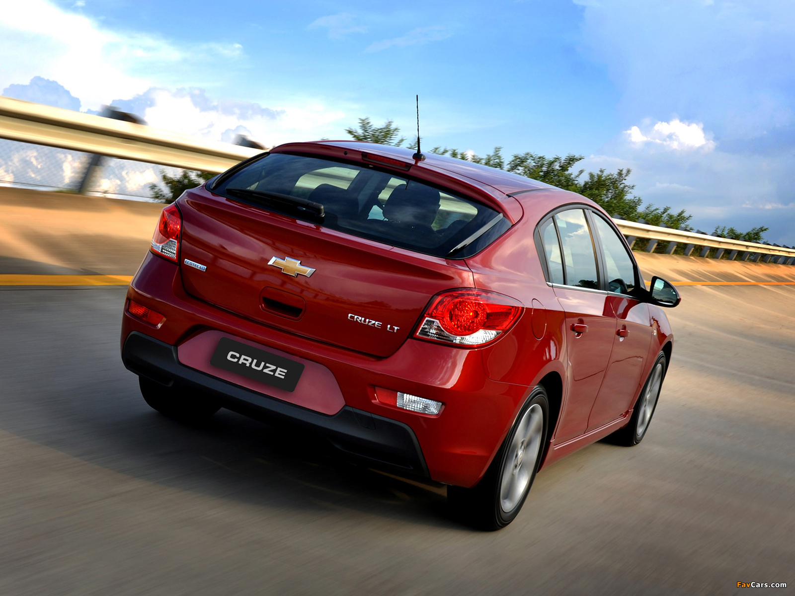 Chevrolet Cruze Sport6 (J300) 2012 wallpapers (1600 x 1200)