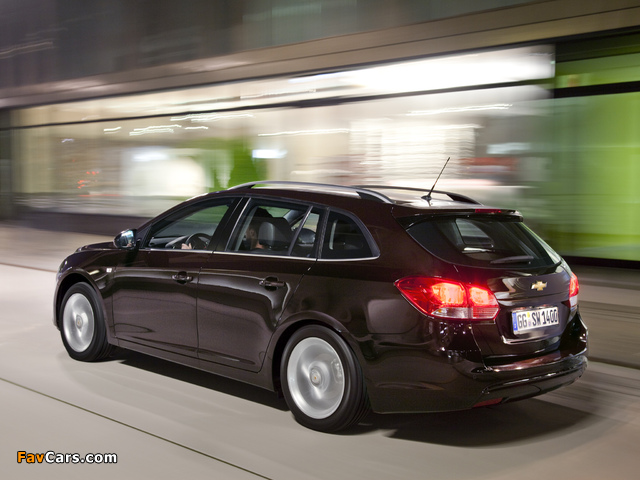 Images of Chevrolet Cruze Station Wagon (J300) 2012 (640 x 480)