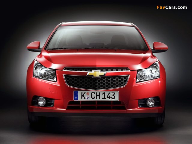 Photos of Chevrolet Cruze (J300) 2009–12 (640 x 480)
