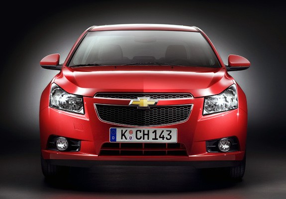 Photos of Chevrolet Cruze (J300) 2009–12
