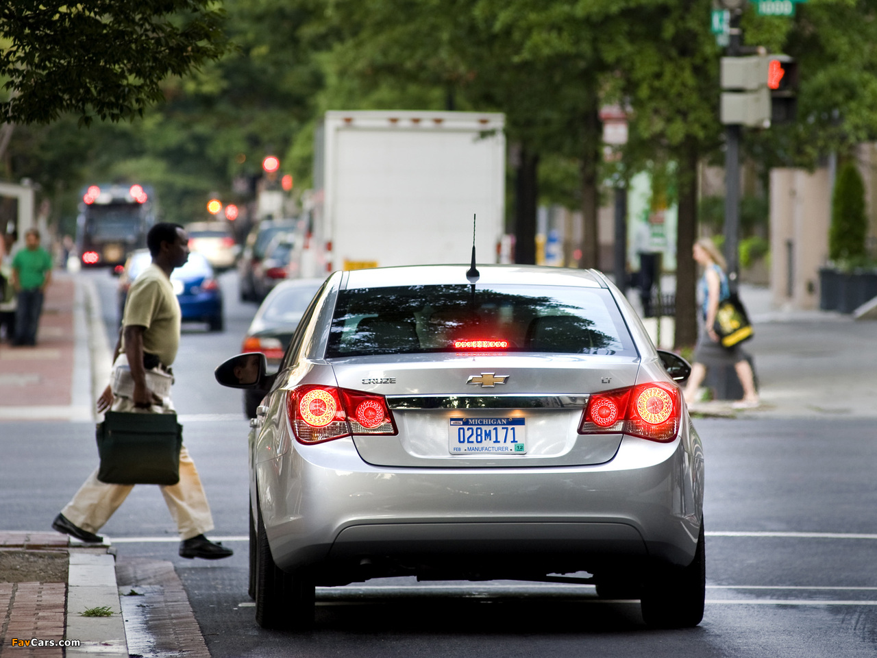 Photos of Chevrolet Cruze US-spec (J300) 2010 (1280 x 960)