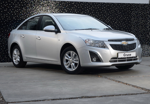 Pictures of Chevrolet Cruze ZA-spec (J300) 2012