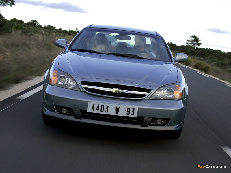 Chevrolet Evanda 2004–06 pictures (800 x 600)