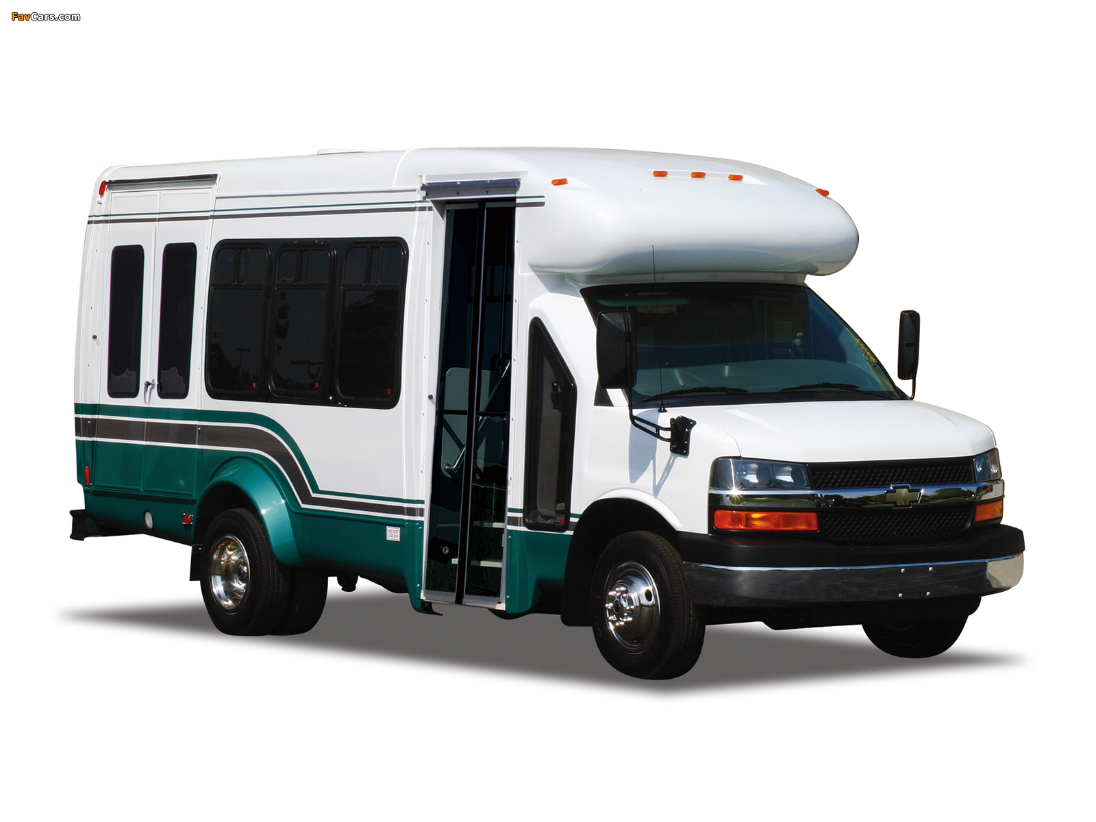 StarTrans Candidate based on Chevrolet Express 2009 pictures (1600 x 1200)
