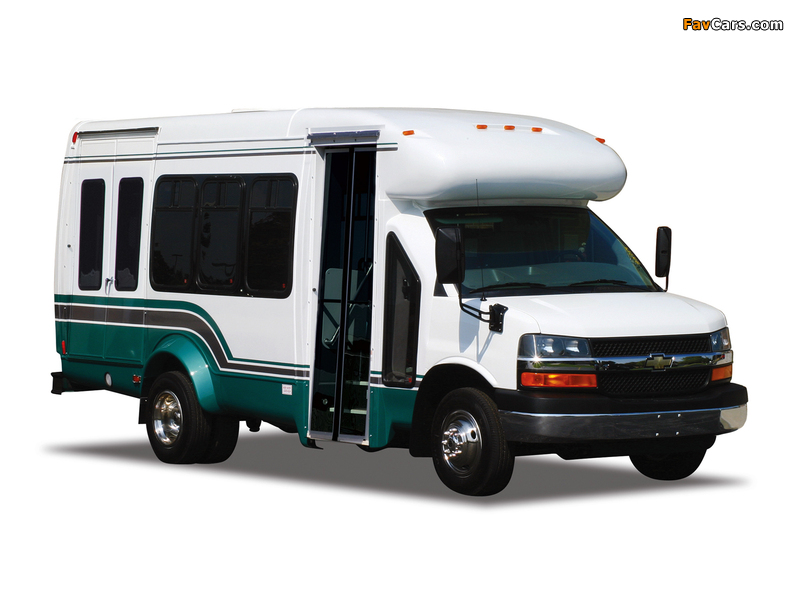 StarTrans Candidate based on Chevrolet Express 2009 pictures (800 x 600)