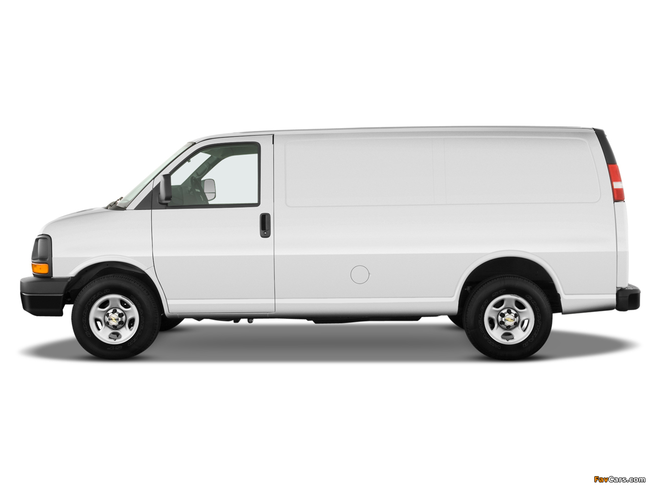 Images of Chevrolet Express Cargo Van 2002 (1280 x 960)