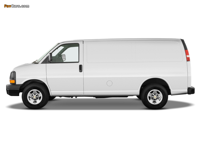 Images of Chevrolet Express Cargo Van 2002 (800 x 600)