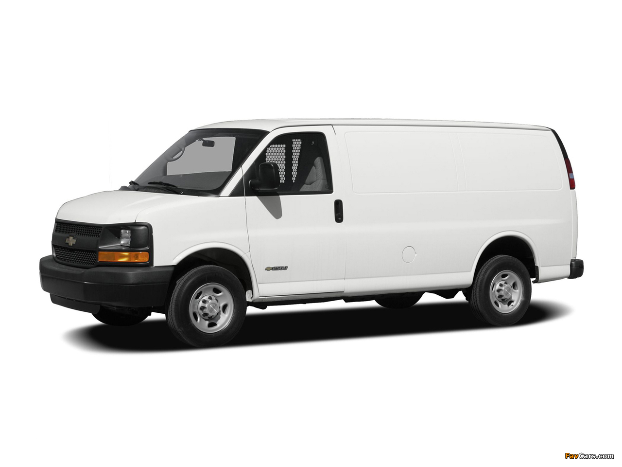 Images of Chevrolet Express Cargo Van 2002 (1280 x 960)