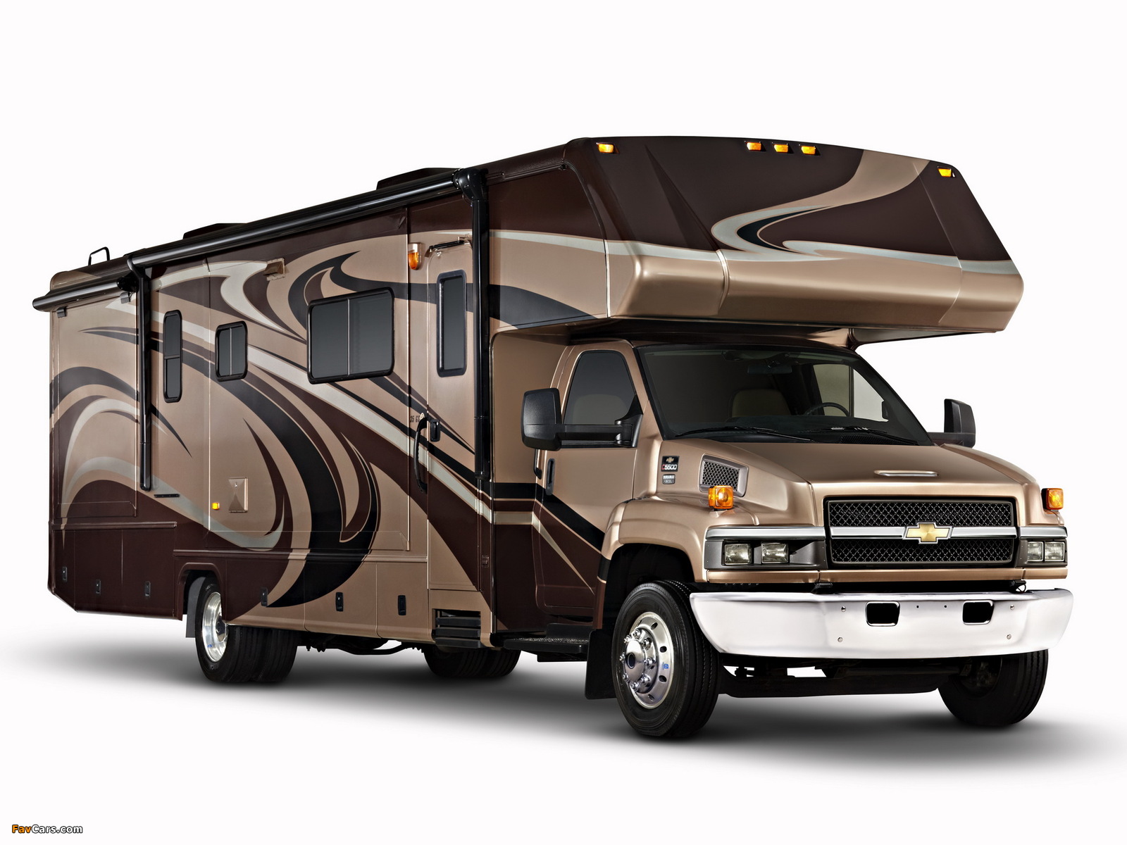 Images of Chevrolet Express C5500 Cutaway RV 2010 (1600 x 1200)