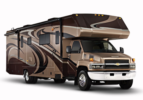 Images of Chevrolet Express C5500 Cutaway RV 2010