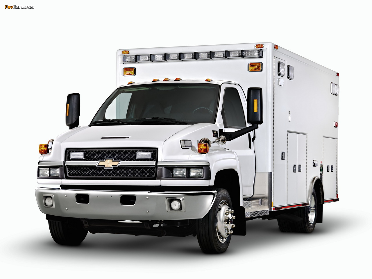 Chevrolet Express C4500 Ambulance 2010 wallpapers (1280 x 960)