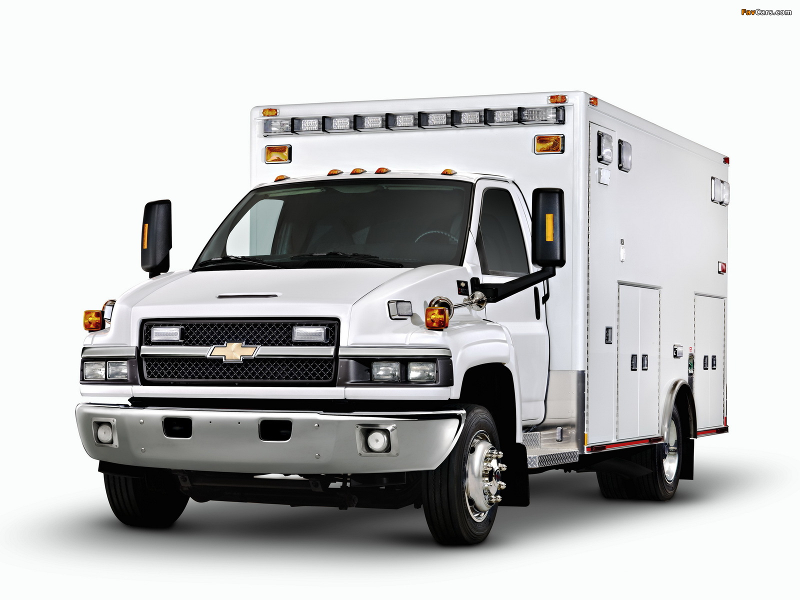 Chevrolet Express C4500 Ambulance 2010 wallpapers (1600 x 1200)