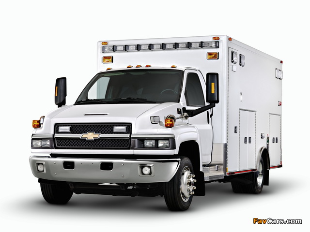 Chevrolet Express C4500 Ambulance 2010 wallpapers (640 x 480)