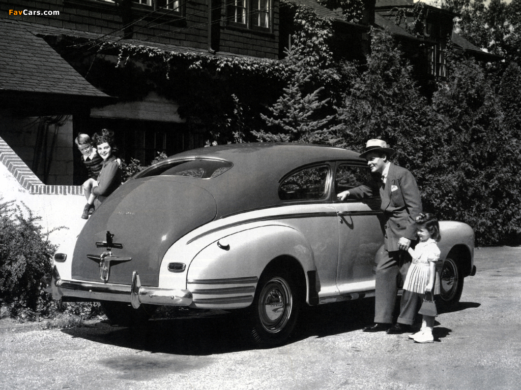 Chevrolet Special DeLuxe Fleetline Aerosedan (BH) 1942 images (1024 x 768)